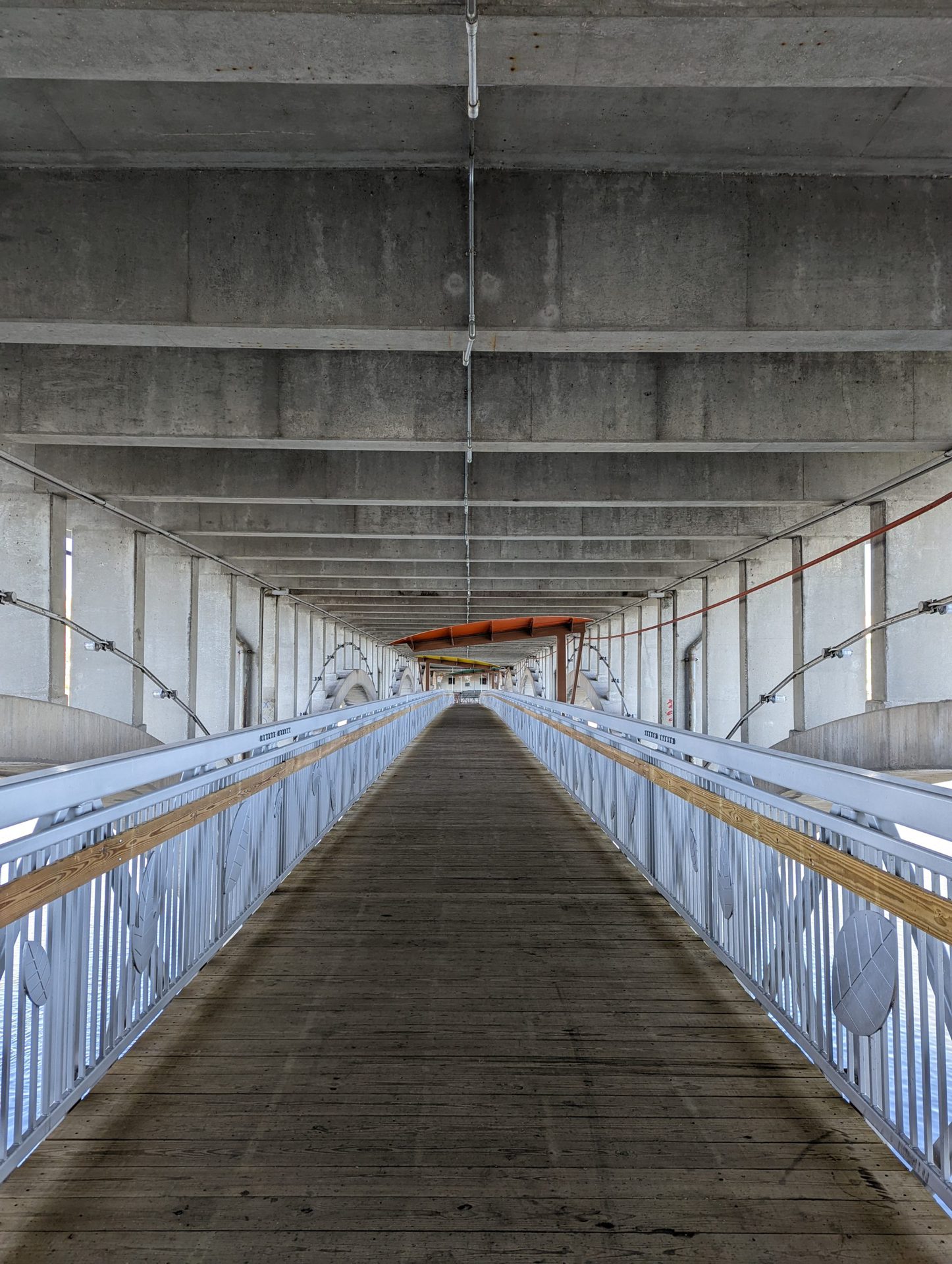 An image of a bridge taken with the Google Pixel 6 camera